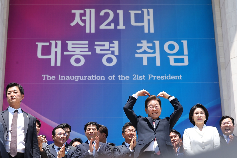 My neighbor’s become the new President of South Korea, but I’ve never seen him in person.